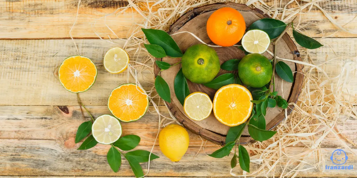 لیمو شیرین و نارنگی حاوی ویتامین سی هستند.